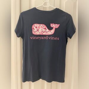 XS women’s vineyard vines Tshirt